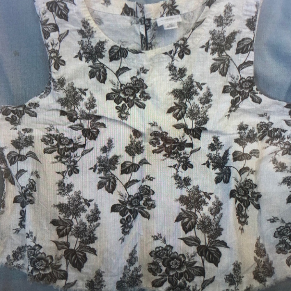 Floral Black and White Women's Blouse